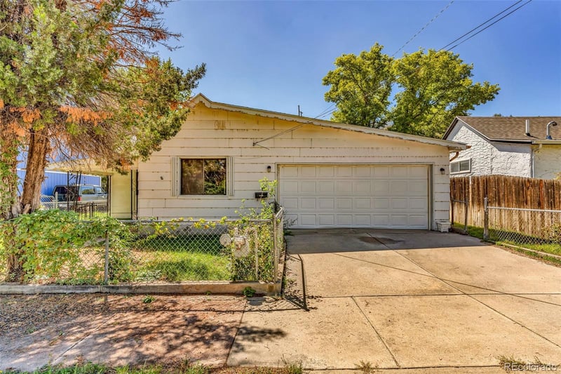 911 W 1st St, Florence, CO 81226