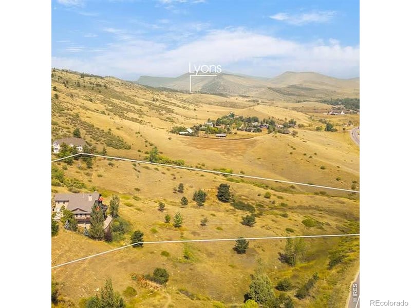 11730 Pointe View Dr, Longmont, CO 80503