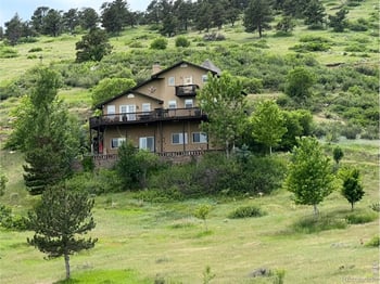 11730 Pointe View Dr, Longmont, CO 80503