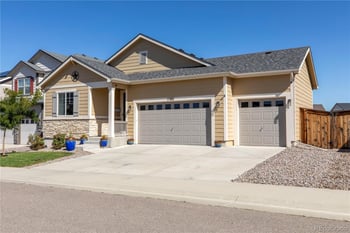 27851 9th Dr, Aurora, CO 80018