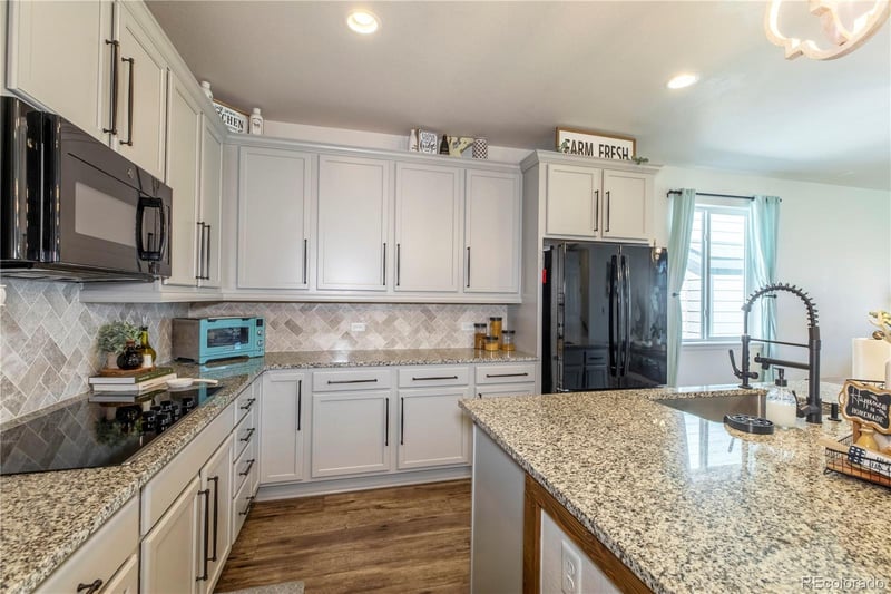 27851 E 9th Dr, Aurora, CO 80018
