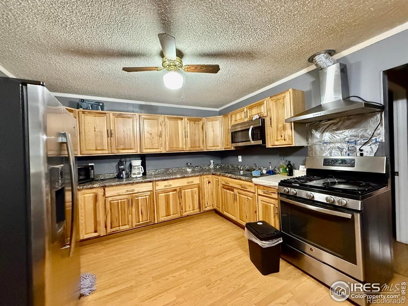 234 Bowman Ave, Holyoke, CO 80734