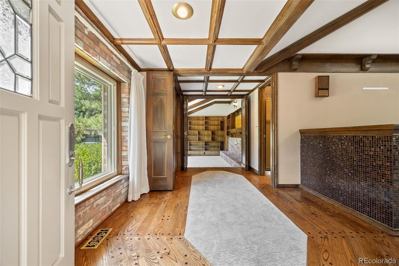 7698 Cove Cir, Centennial, CO 80122