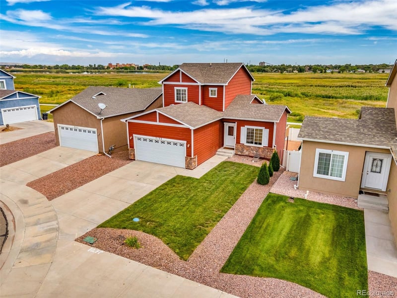 2108 Oneal Cir, Pueblo, CO 81004