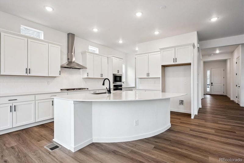 2496 Bitterroot Pl, Highlands Ranch, CO 80129