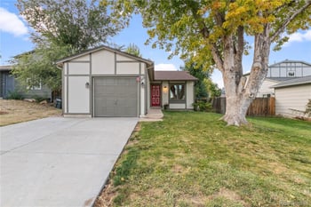 17483 Temple Dr, Aurora, CO 80015