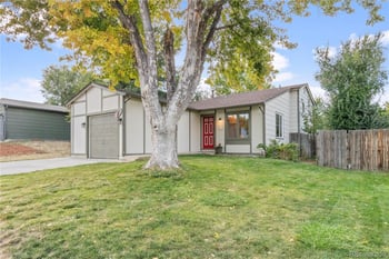 17483 Temple Dr, Aurora, CO 80015