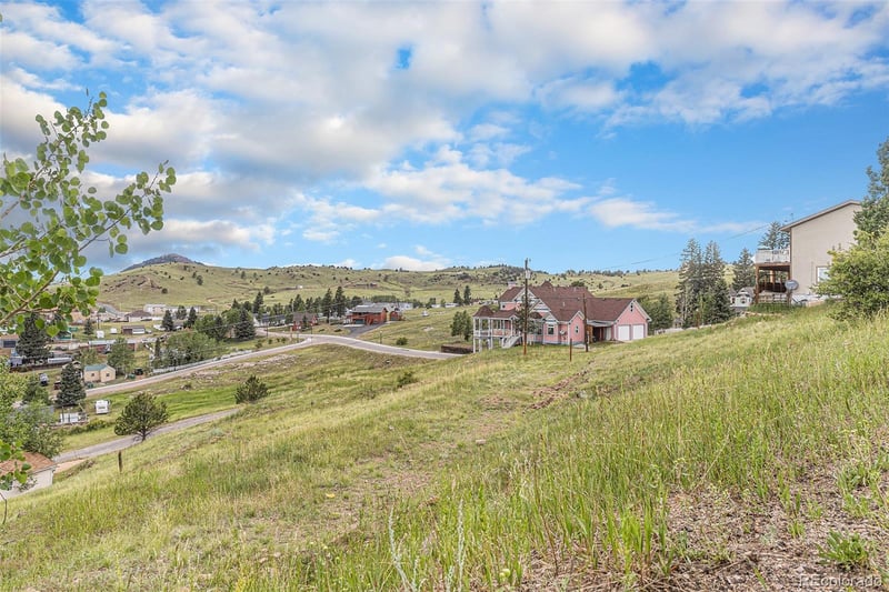 159 Hayden St, Cripple Creek, CO 80813