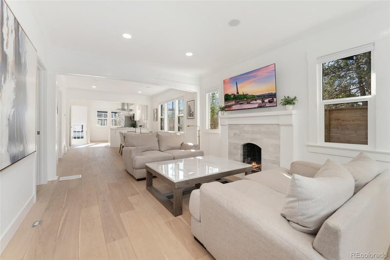 1528 Harrison St, Denver, CO 80206