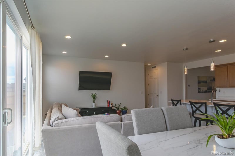 18953 97th Ave, Commerce, CO 80022