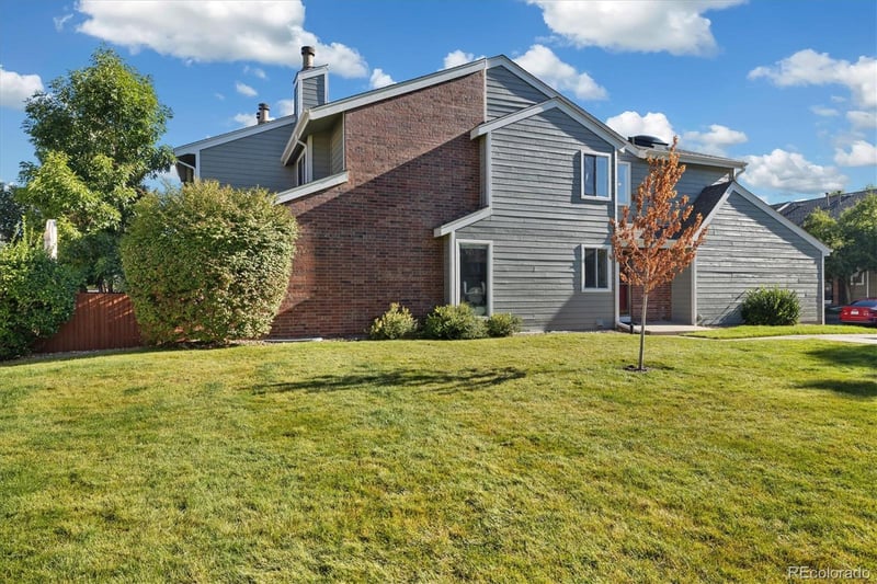 7476 Arkansas Ave #39-01, Denver, CO 80231