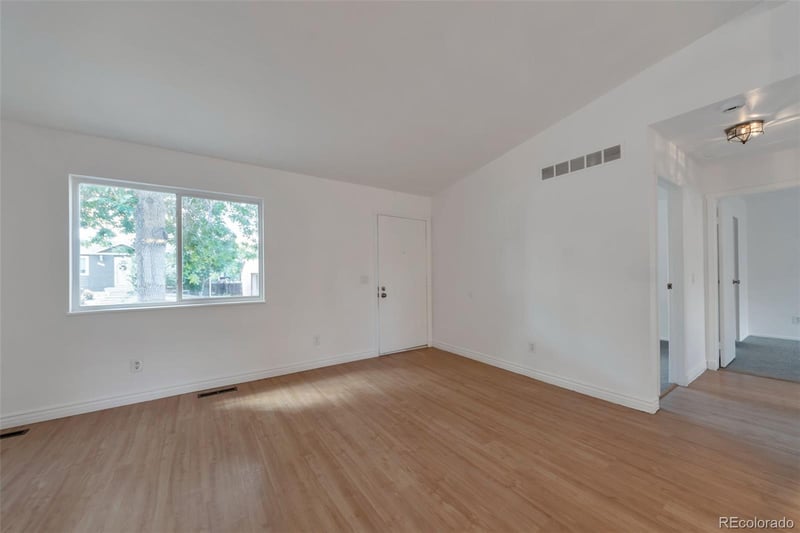 3984 Pitkin Way, Aurora, CO 80013