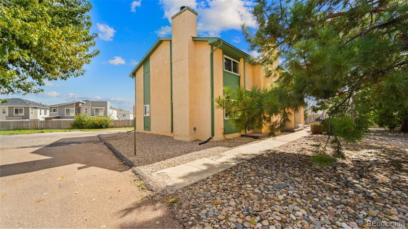 2405 Washo Cir, Colorado Springs, CO 80915