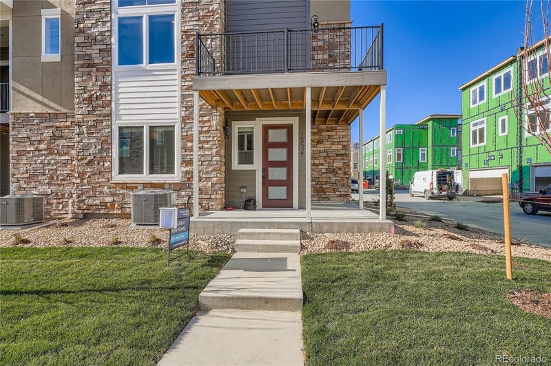 15527 W Washburn Dr, Lakewood, CO 80228