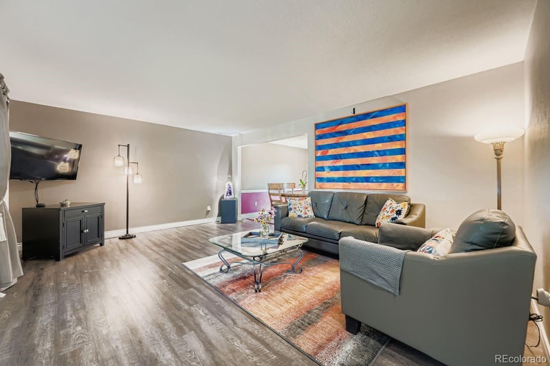 2252 Dearborn St, Aurora, CO 80014