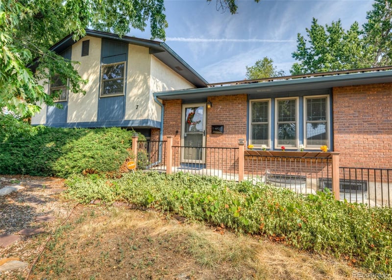 7 Briargate Ter, Pueblo, CO 81001