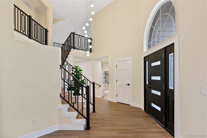 9946 Wyecliff Dr, Highlands Ranch, CO 80126