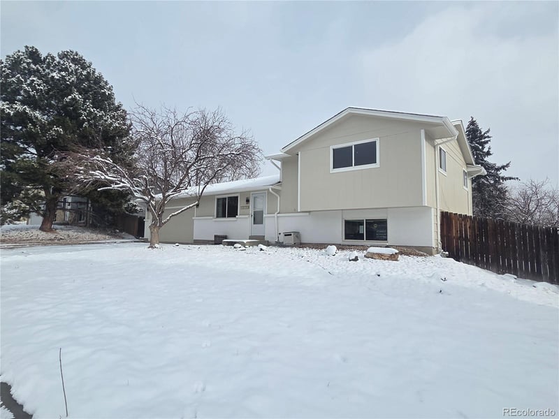 13134 Deneb Dr, Lone Tree, CO 80124