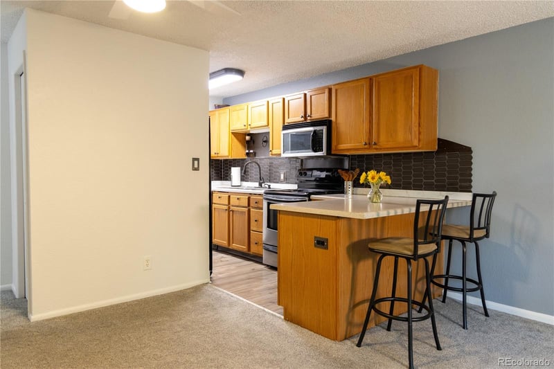 857 Van Gordon Ct #G205, Lakewood, CO 80228