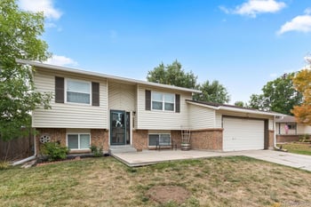 8706 86th Dr, Arvada, CO 80005