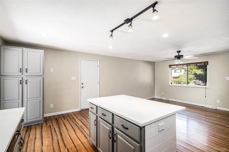130 Dianna Dr, Lone Tree, CO 80124