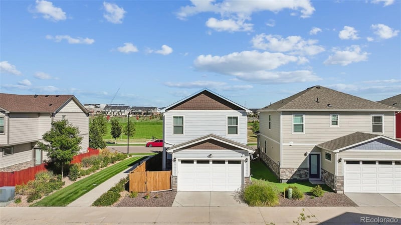 749 Quemoy St, Aurora, CO 80018