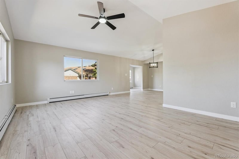 1140 Parker Dr, Longmont, CO 80501