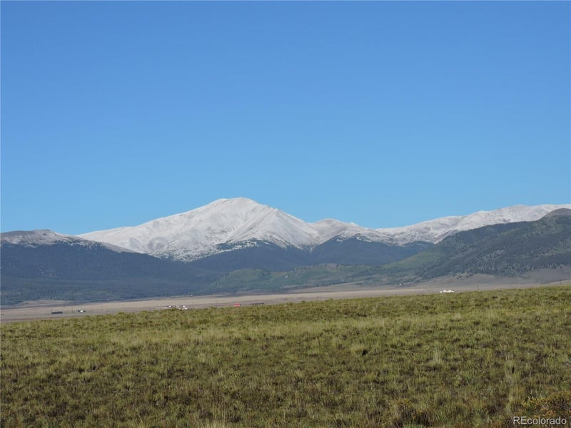 300 Rocker 7 Ct, Jefferson, CO 80456