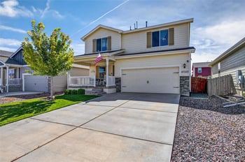 47322 Iris Ave, Bennett, CO 80102