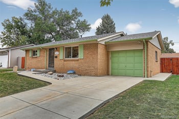 12204 Dakota Ave, Aurora, CO 80012