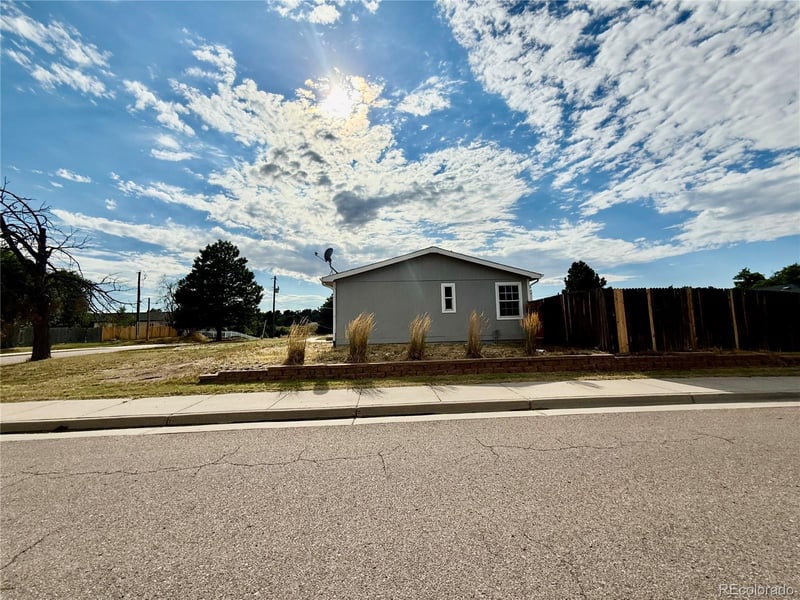 309 E Poplar St, Elizabeth, CO 80107