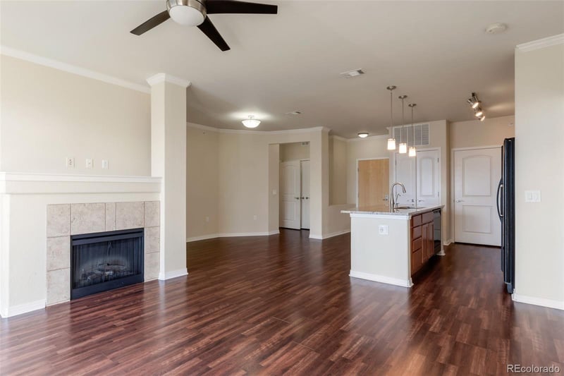 10184 Park Meadows Dr #1407, Lone Tree, CO 80124