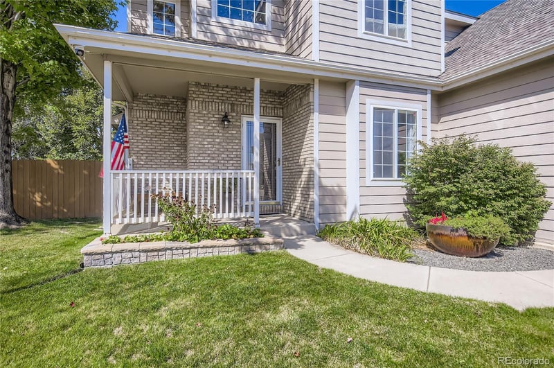 805 Waxberry Ct, Loveland, CO 80538