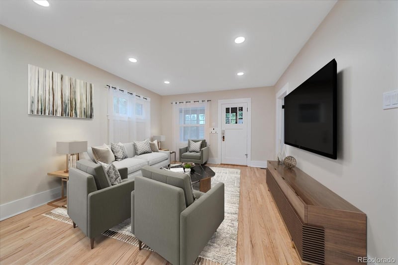 2082 Lincoln St, Denver, CO 80210