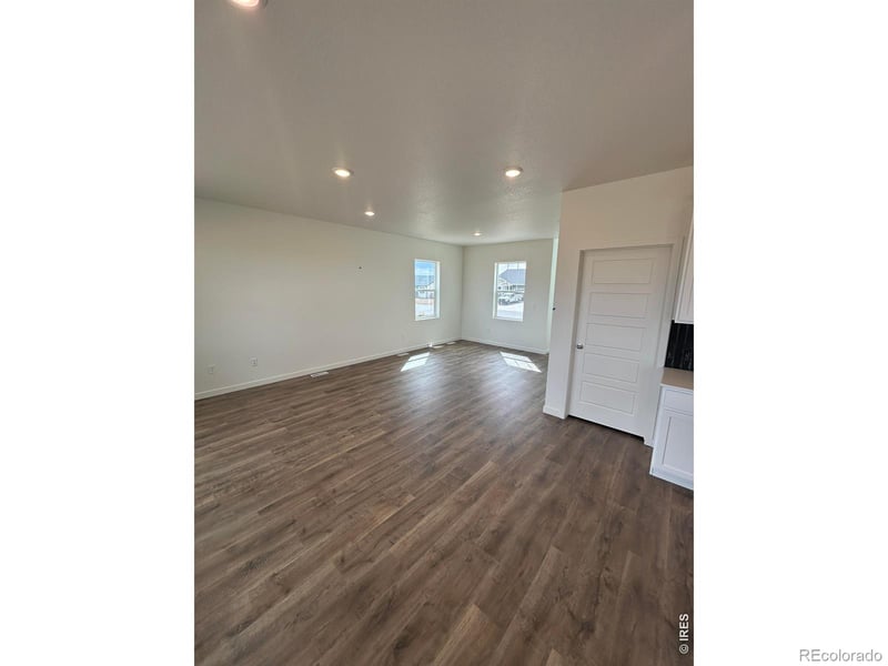 220 Dawn Dr, Hudson, CO 80642