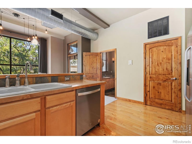 200 College Ave #201, Fort Collins, CO 80524