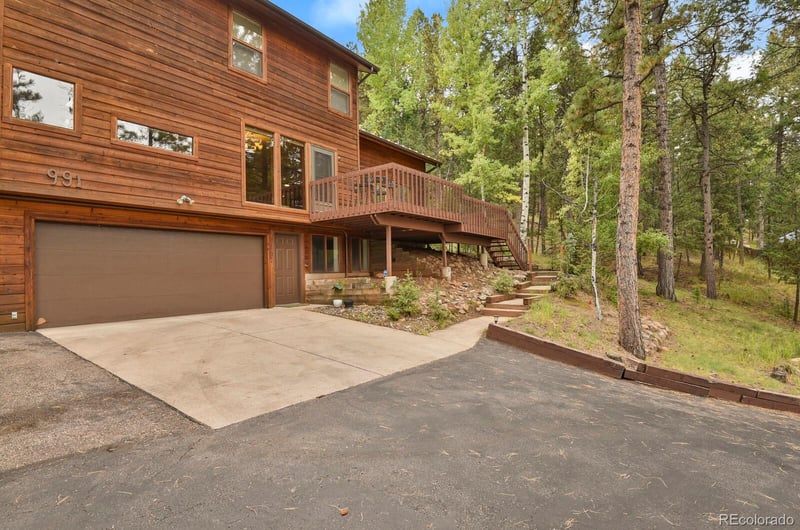 991 Kings Crown Rd, Woodland Park, CO 80863