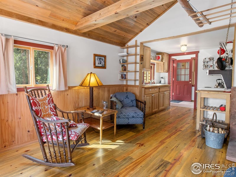 761 Cabin Creek Rd, Allenspark, CO 80510