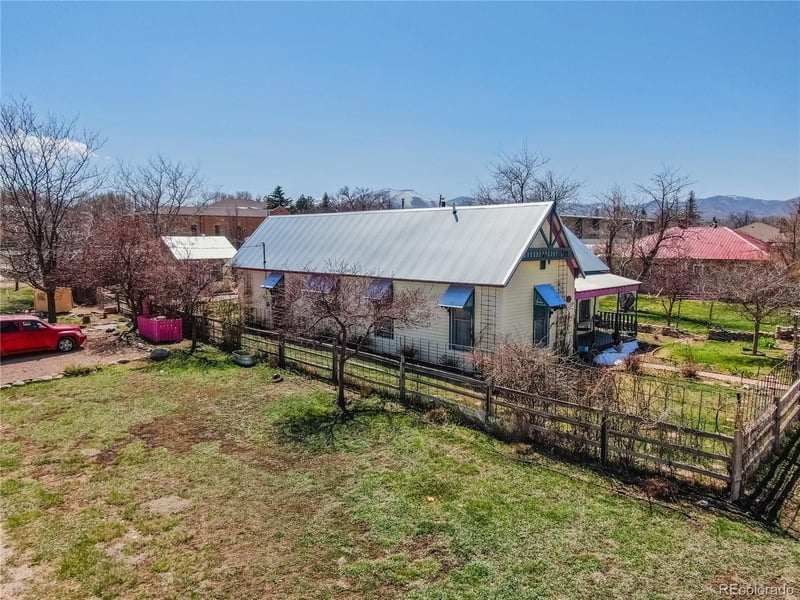 134 Virginia St, La Veta, CO 81055