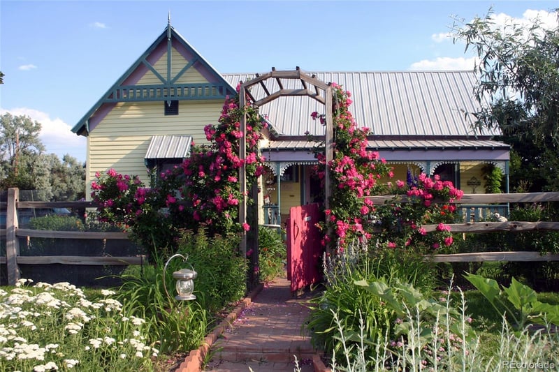 134 Virginia St, La Veta, CO 81055