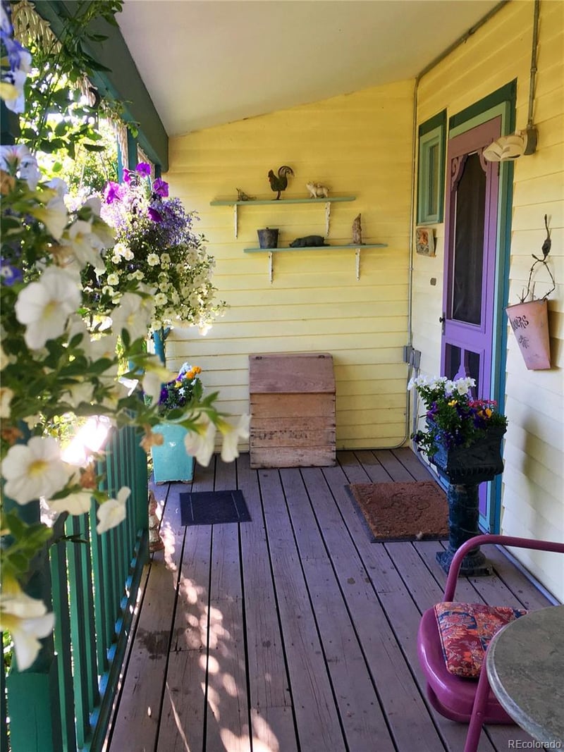 134 Virginia St, La Veta, CO 81055