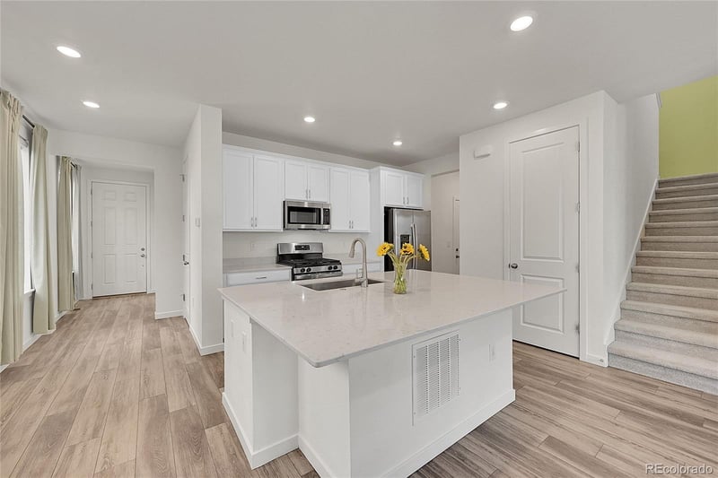 17569 95th Pl, Commerce, CO 80022