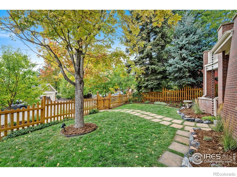 1719 Mapleton Ave, Boulder, CO 80304