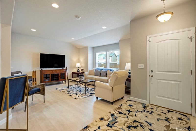 6231 Old Glory Dr, Colorado Springs, CO 80925