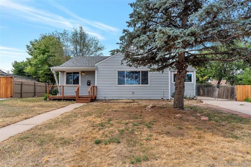 11612 Del Mar Pw, Aurora, CO 80010