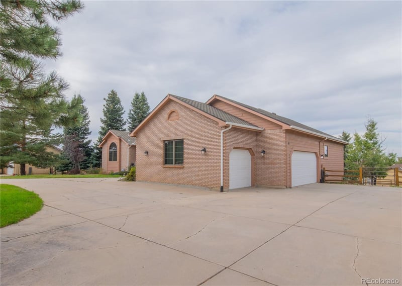 1660 Old Antlers Way, Monument, CO 80132