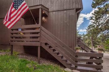 560 Manor Ct, Woodland Park, CO 80863