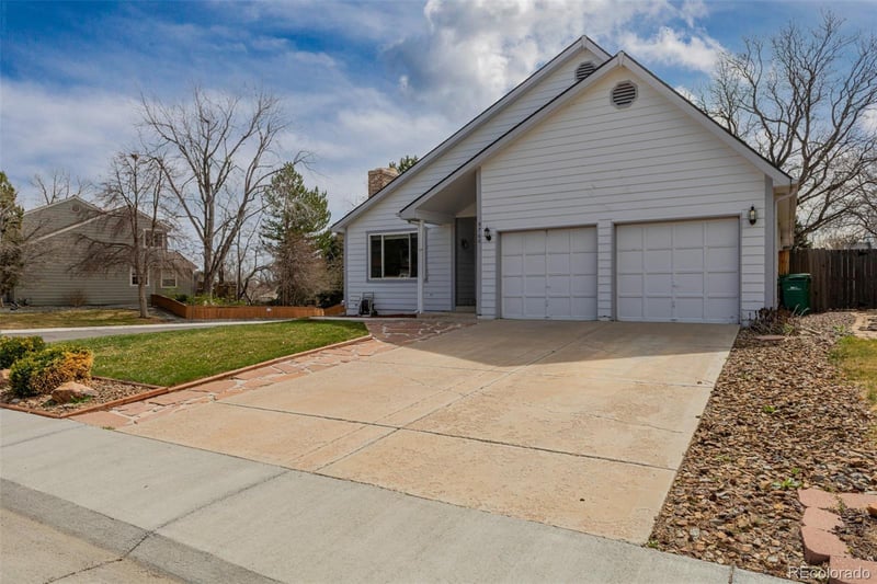 9760 W 82nd Pl, Arvada, CO 80005