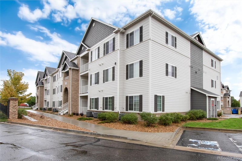 15700 Jamison Dr #8-305, Englewood, CO 80112