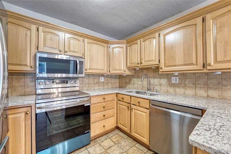 6940 E Girard Ave #203, Denver, CO 80224